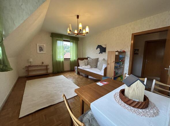 Schlafzimmer im OG