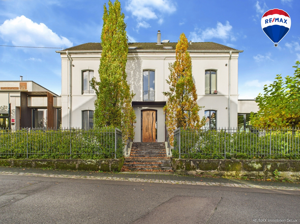 REMAX Immobilien DeLux Hotel Frontansicht Wallerfangen Mark Borowicz