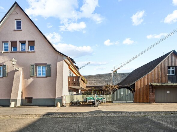 backbone_517428-A_079_WEB