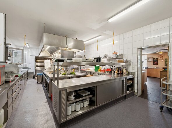 backbone_551651-A_040_WEB