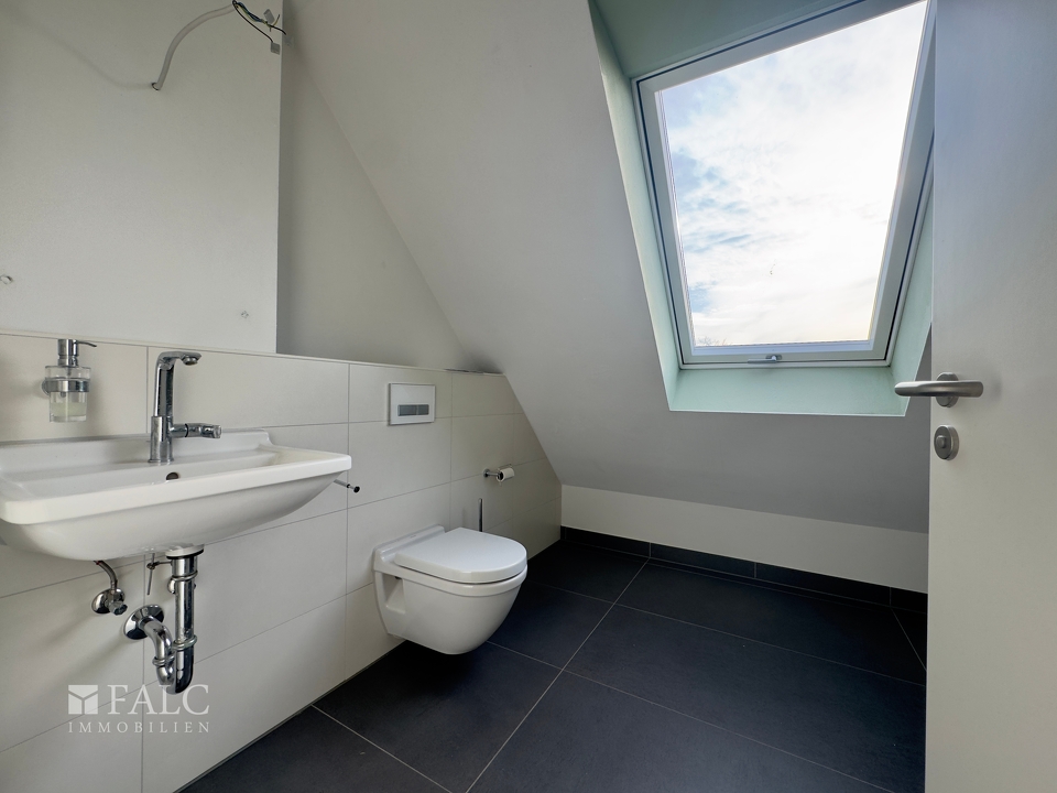 Badezimmer mit Dusche