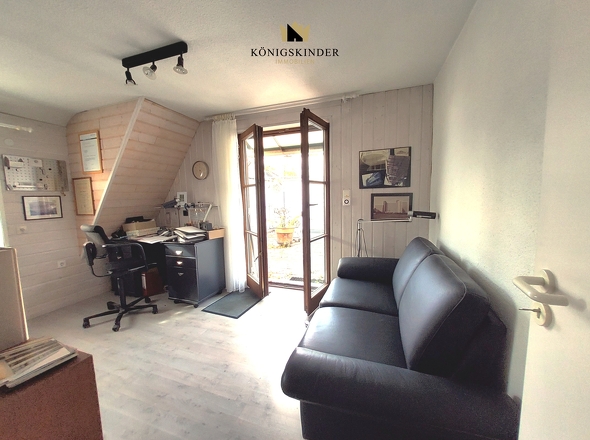 OG Büro Zugang Terrasse 