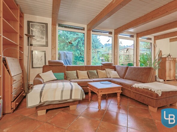 Große Fensterflächen 