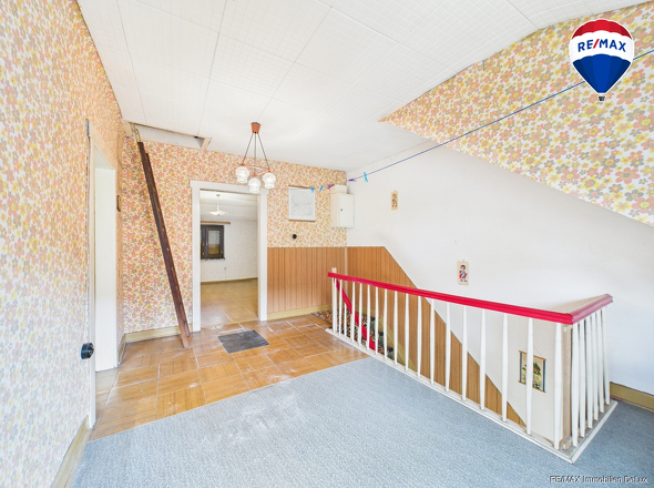 RE/MAX Immobilien DeLux Einfamilienhaus Nalbach Diele OG