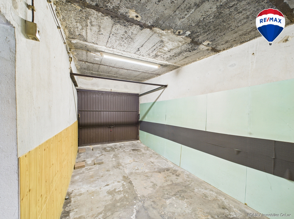 RE/MAX Immobilien DeLux Einfamilienhaus Nalbach Garage