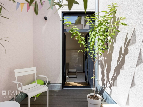 Innenhof mit Zugang zum Gästezimmer