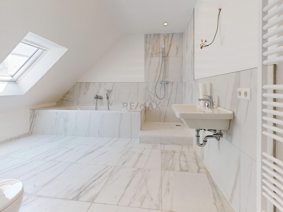 Bad DG hinteres Haus