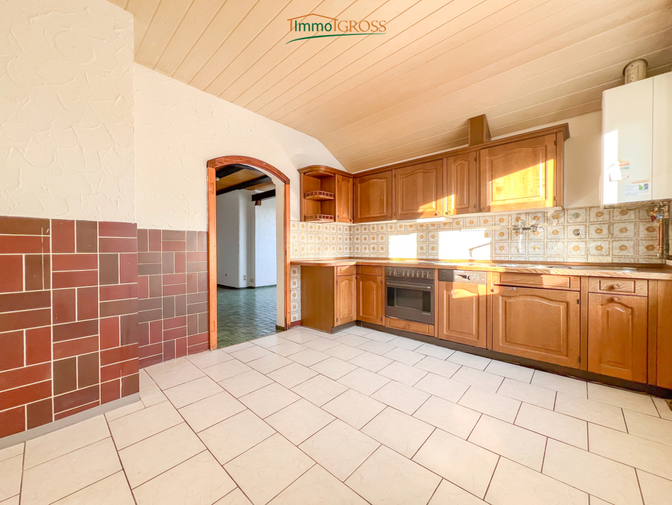 Küche und Essbereich mit nostalgischem Flair