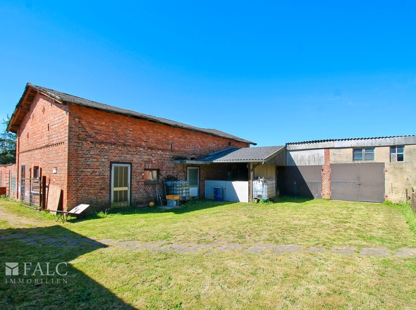 Scheune und Nebengelass