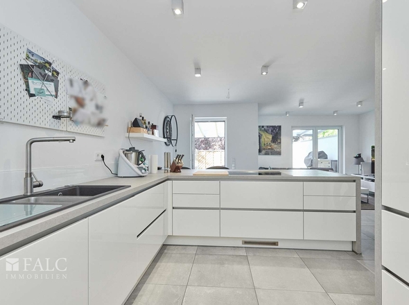 Moderne Einbauküche 