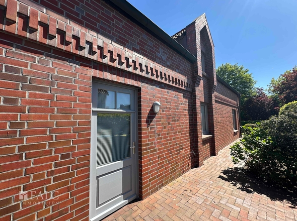 Nebeneingang zum Hauswirtschaftsraum