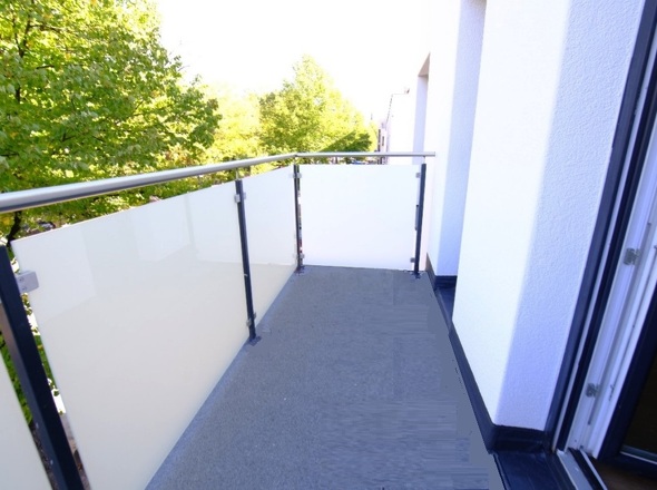 Balkon zur Vorderseite