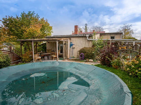 Pool und Sitzecke Garten