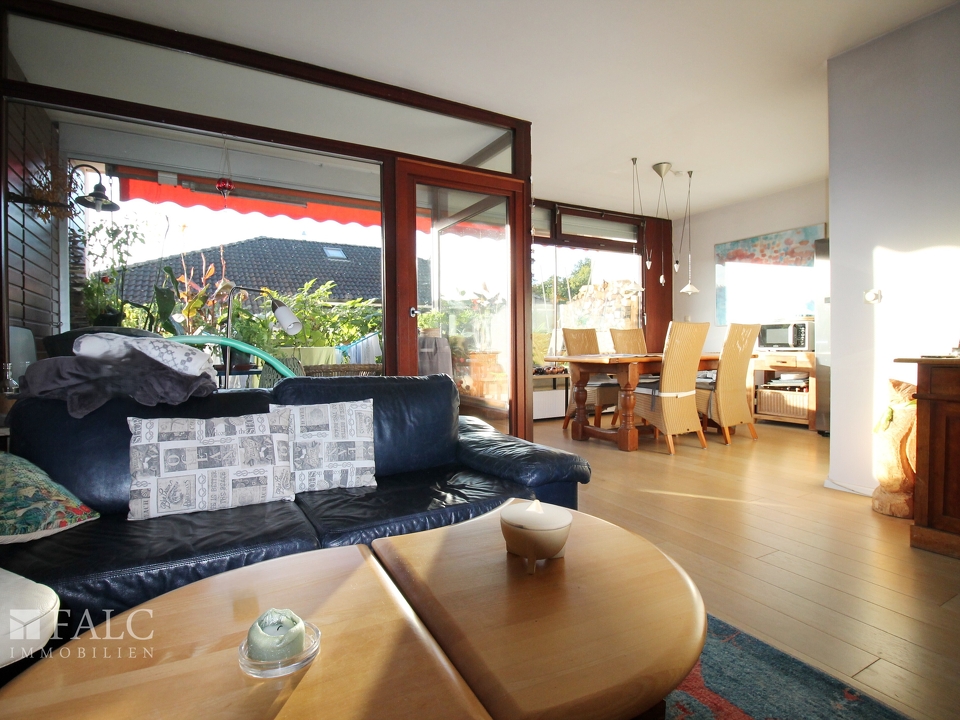 Wohnzimmer & Essbereich