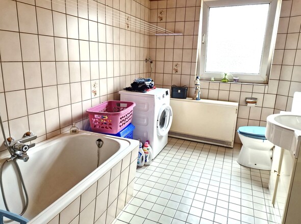 Badezimmer 2, Wohnung 1