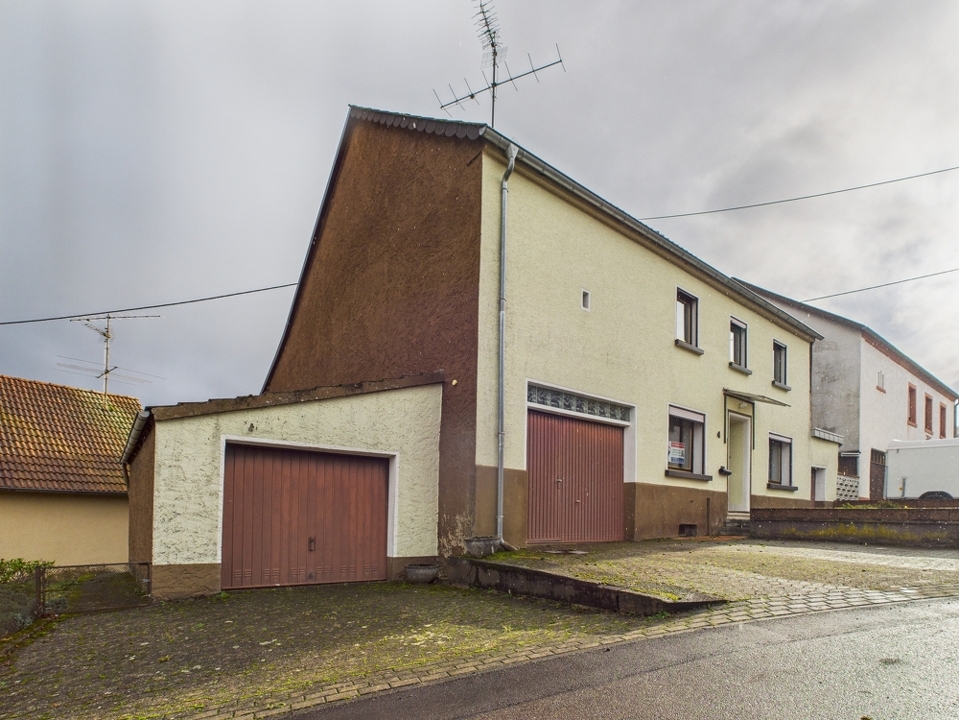 CAM01708G0-PR0081-STILL032