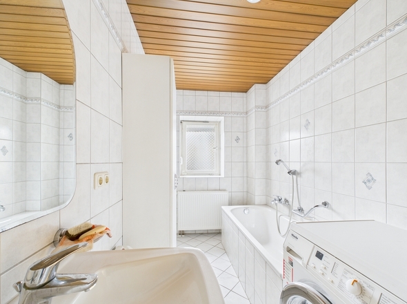 CAM01708G0-PR0081-STILL018