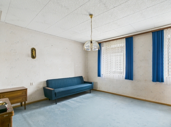 CAM01708G0-PR0081-STILL002