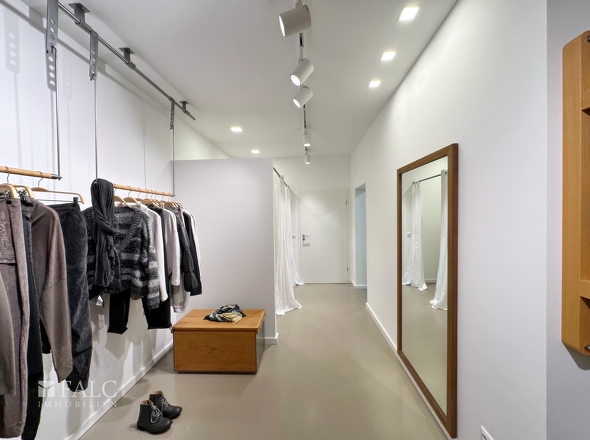 Ladenlokal heiterer Bereich