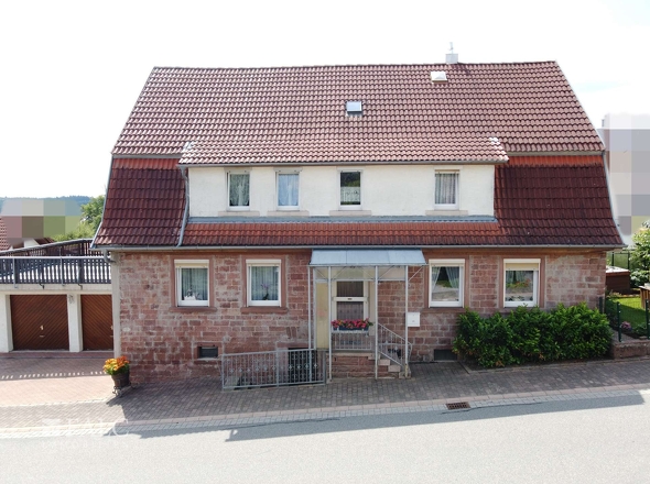 Frontansicht Wohnhaus