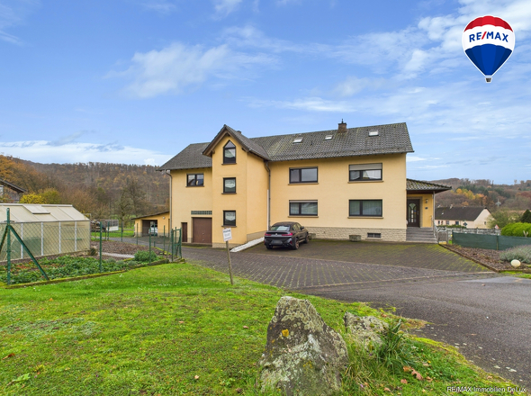RE/MAX Immobilien DeLux Zweifamilienhaus Wadern-Lockweiler