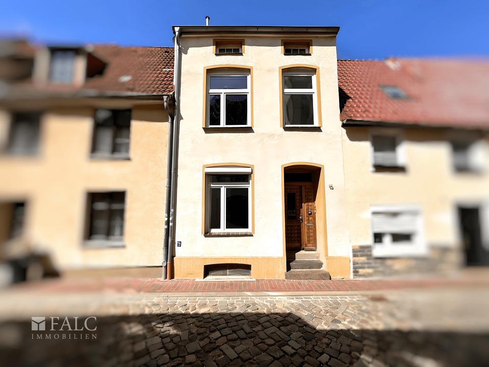 Frontansicht Straße