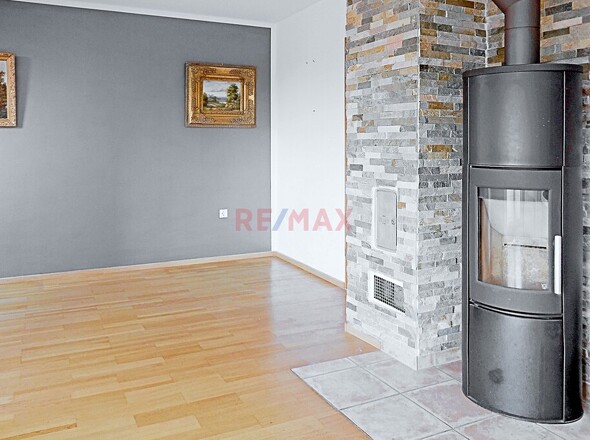 Wohnzimmer_vorderer_Bereich_1