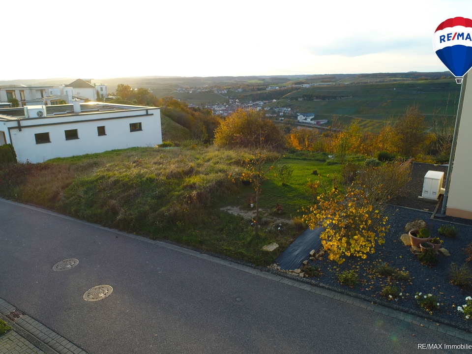 RE/MAX Immobilien DeLux Grundstück Wincheringen