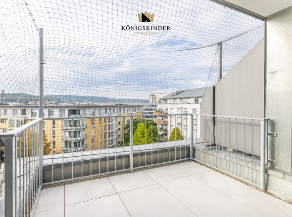 Süd-Balkon Schlafzimmer