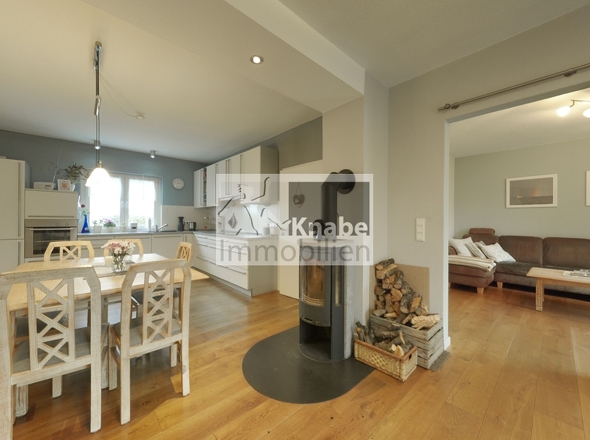 Küche_und_Essbereich