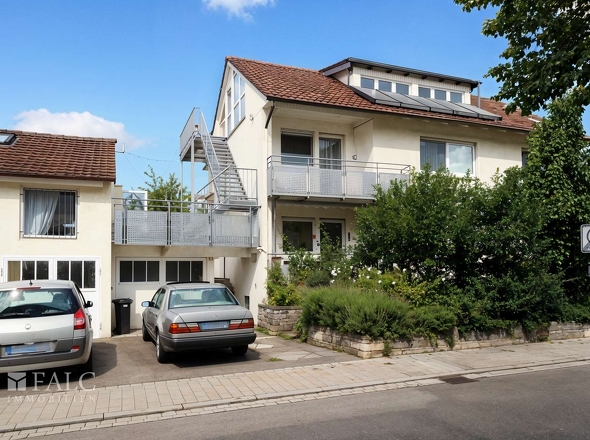 Außen-2 - (KI generiert)