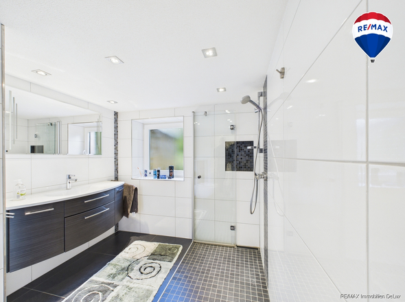 REMAX Immobilien DeLux Einfamilienhaus  Bebelsheim Bad Mark Borowicz