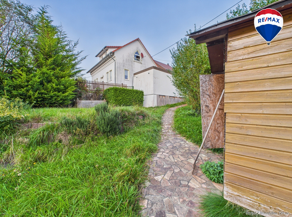 REMAX Immobilien DeLux Einfamilienhaus  Bebelsheim Garten Mark Borowicz