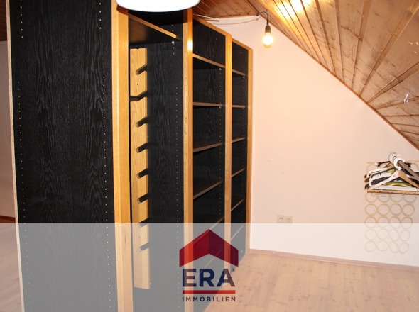 Begehbarer Kleiderschrank