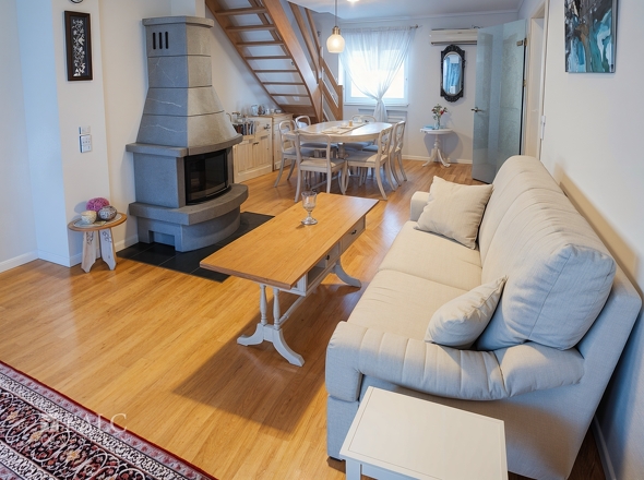 Wohnzimmer - (KI generiert)