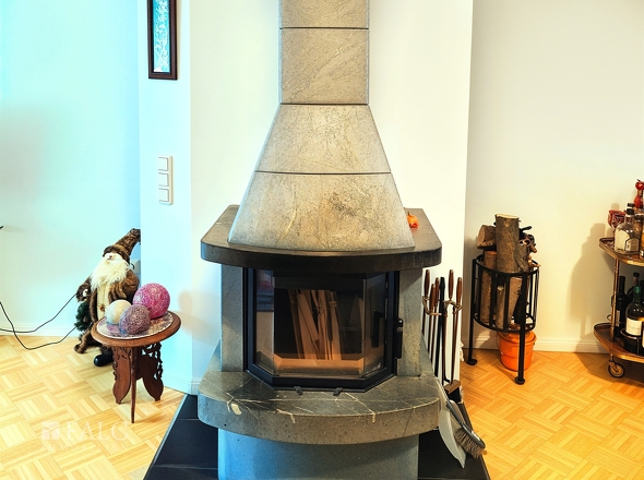 Kamin im Wohnzimmer