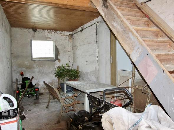 Abstellraum neben Garage