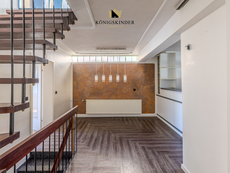 Flur EG mit Essbereich