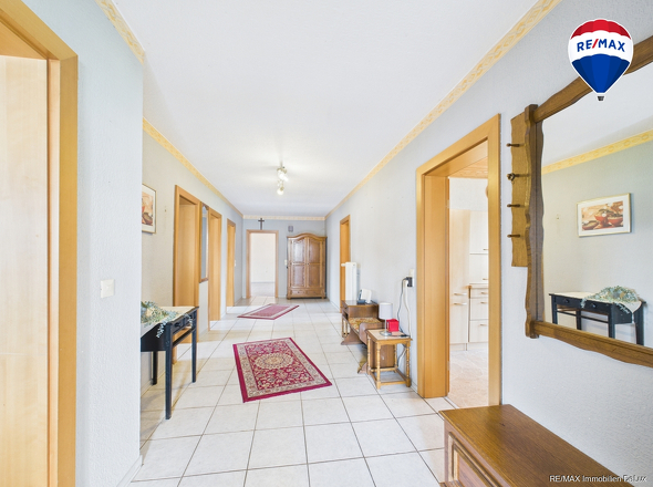 RE/MAX Immobilien DeLux Einfamilienhaus Merzig-Besseringen Flur