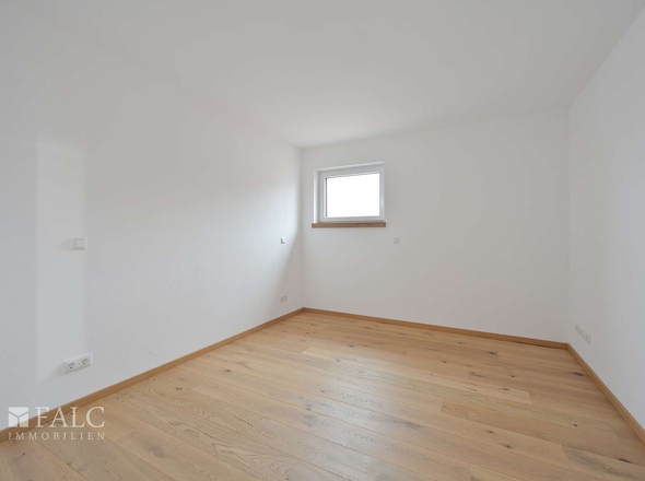 Zimmer mitte schräg