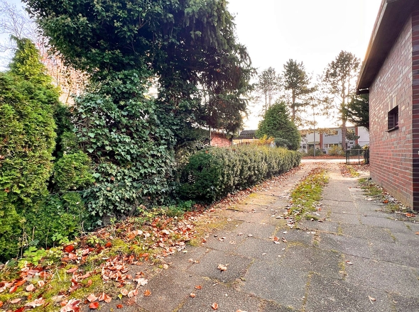 Zufahrt zum Grundstück