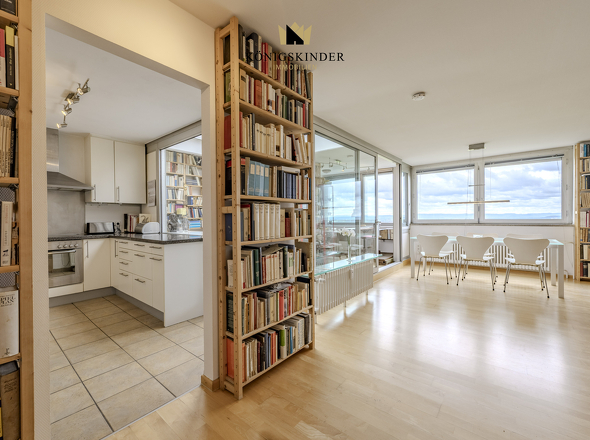 Küche / Wohn,- Essbereich mit angrenzendem Wintergarten