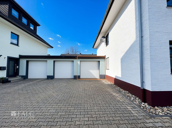 7bd9afdb-5d94-4a51-8c04-9fa38b93e10b