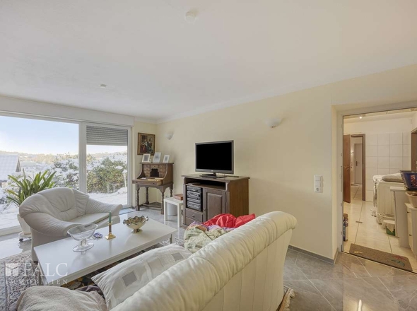 Wohnzimmer Einliegerwohnung / Praxis