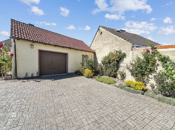 Doppelgarage Rückansicht