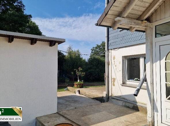 Zugang zur Terrasse und Garten