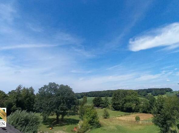 Blick aus dem Dachfenster