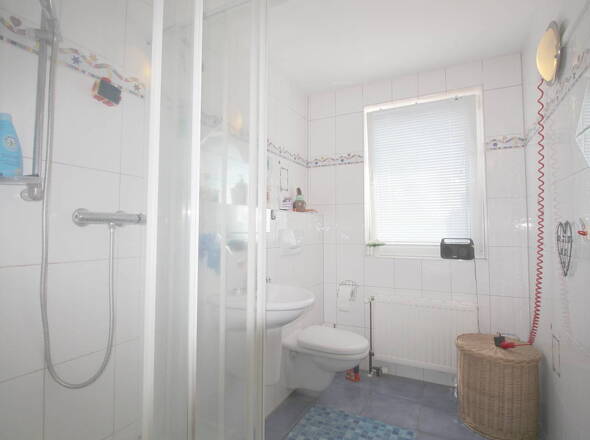 2. Duschbad Haupthaus OG