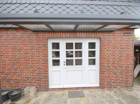 Hauseingang Nebengebäude