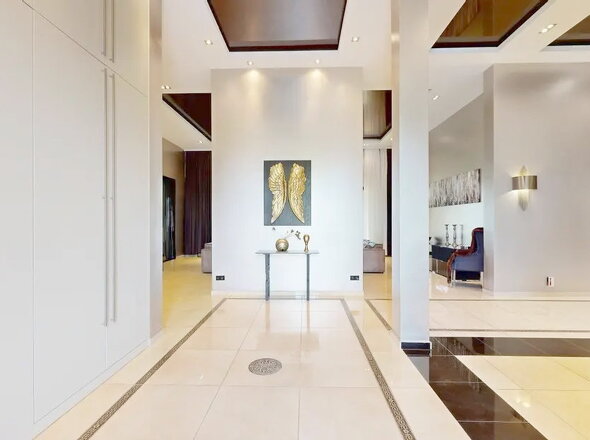 Entrée und offener Eingangsbereich